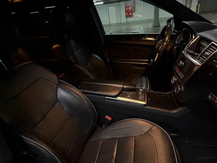 Mercedes-Benz GL 500 2014 года за 17 500 000 тг. в Алматы – фото 14
