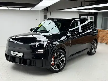 Lynk & Co 900 2025 года за 28 000 000 тг. в Алматы