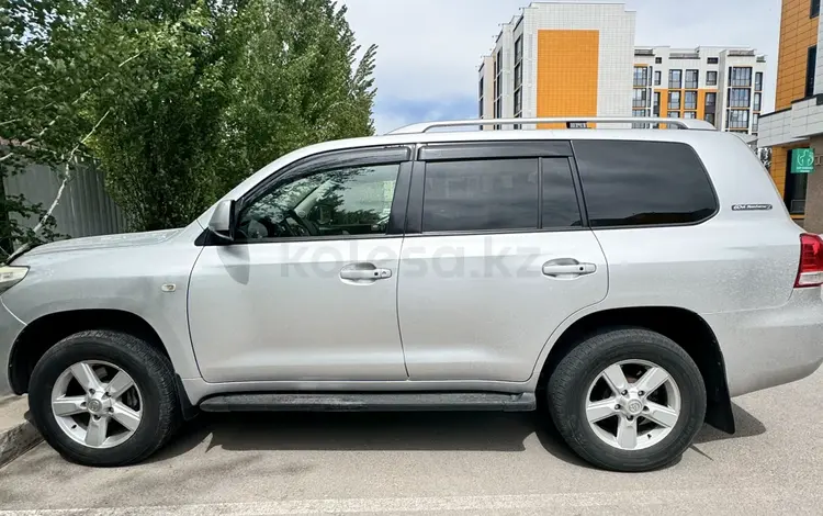 Toyota Land Cruiser 2011 годаүшін18 500 000 тг. в Астана