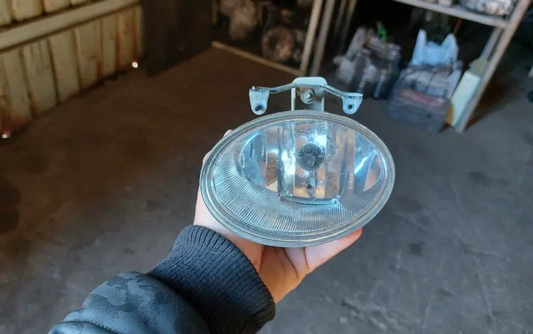 Туманка правая за 5 000 тг. в Караганда