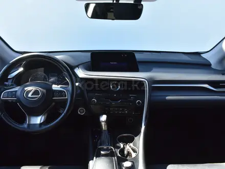 Lexus RX 300 2019 года за 20 200 000 тг. в Атырау – фото 9