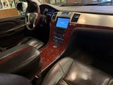 Cadillac Escalade 2007 годаүшін14 000 000 тг. в Алматы – фото 4