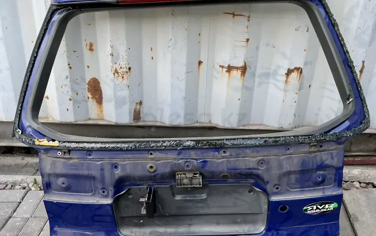 Крышка багажника без стеклаүшін8 000 тг. в Алматы