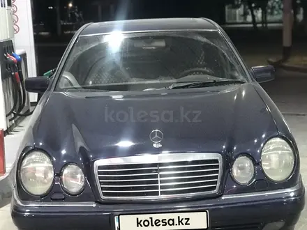 Mercedes-Benz E 280 1996 года за 3 100 000 тг. в Тараз – фото 5