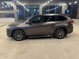 Toyota Highlander 2018 года за 18 500 000 тг. в Шымкент – фото 3