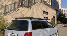 Volkswagen Passat 1998 года за 1 400 000 тг. в Астана – фото 3