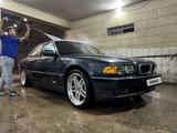 BMW 740 1999 годаүшін7 500 000 тг. в Шымкент