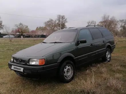 Volkswagen Passat 1991 года за 1 400 000 тг. в Алматы – фото 4