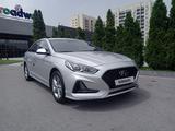 Hyundai Sonata 2022 года за 10 850 000 тг. в Алматы