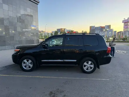 Toyota Land Cruiser 2013 года за 22 000 000 тг. в Астана – фото 2
