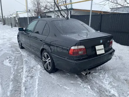 BMW 530 2002 года за 4 500 000 тг. в Талдыкорган – фото 3