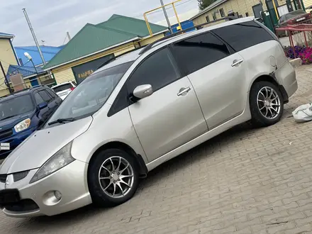 Mitsubishi Grandis 2007 года за 3 300 000 тг. в Актобе – фото 5