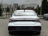 Hyundai Elantra 2024 года за 8 800 000 тг. в Алматы – фото 3