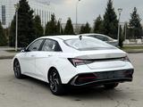Hyundai Elantra 2024 годаүшін8 800 000 тг. в Алматы – фото 4