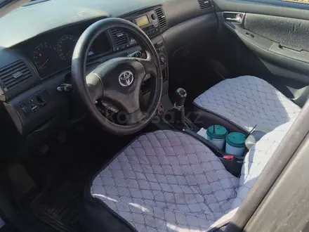 Toyota Corolla 2003 года за 2 000 000 тг. в Астана – фото 3