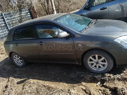 Toyota Corolla 2003 года за 2 000 000 тг. в Астана – фото 4