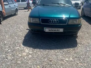 Audi 80