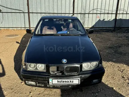 BMW 318 1995 года за 1 400 000 тг. в Астана