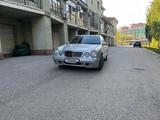 Mercedes-Benz E 320 2001 годаfor6 200 000 тг. в Алматы