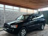 Toyota Highlander 2003 годаfor6 100 000 тг. в Шу