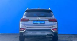 Hyundai Santa Fe 2019 года за 12 960 000 тг. в Алматы – фото 4