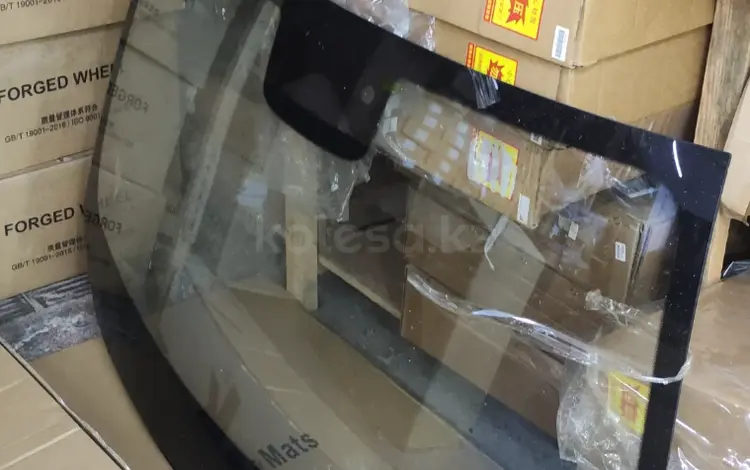 Лобовое стекло Lixiang за 1 000 тг. в Шымкент