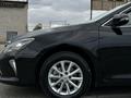 Toyota Camry 2017 годаүшін10 800 000 тг. в Семей – фото 3