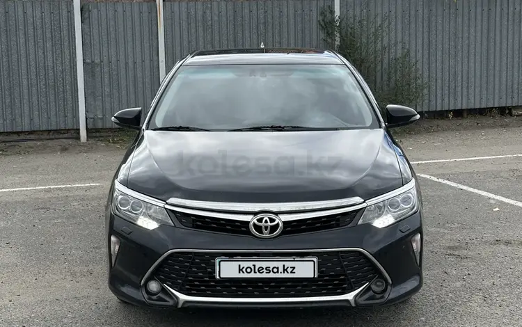 Toyota Camry 2017 годаүшін10 800 000 тг. в Семей