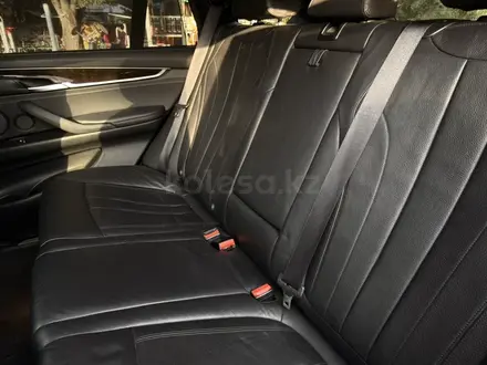 BMW X5 2016 года за 19 500 000 тг. в Алматы – фото 20