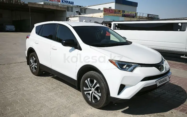 Toyota RAV4 2018 года за 8 900 000 тг. в Актау