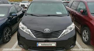 Toyota Sienna 2015 года за 9 100 000 тг. в Актау