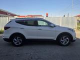 Hyundai Santa Fe 2016 года за 7 000 000 тг. в Атырау – фото 3
