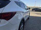 Hyundai Santa Fe 2016 года за 7 000 000 тг. в Атырау – фото 4