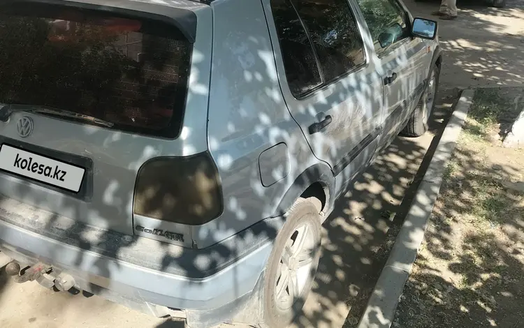 Volkswagen Golf 1992 года за 800 000 тг. в Семей