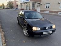 Volkswagen Golf 2000 годаүшін2 300 000 тг. в Костанай