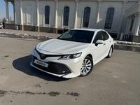 Toyota Camry 2019 года за 12 950 000 тг. в Алматы