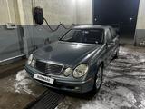 Mercedes-Benz E 320 2004 годаүшін5 500 000 тг. в Актобе – фото 5