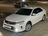 Toyota Camry 2016 года за 12 800 000 тг. в Атырау – фото 3