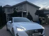 Hyundai Sonata 2023 годаүшін12 500 000 тг. в Алматы