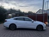 Hyundai Sonata 2023 годаүшін12 500 000 тг. в Алматы – фото 3