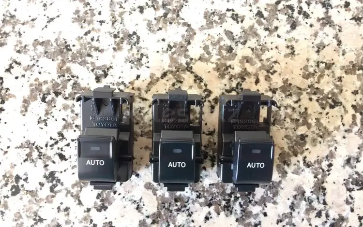 Кнопки стеклоподъёмника на камри 45 оригинал за 4 500 тг. в Тараз