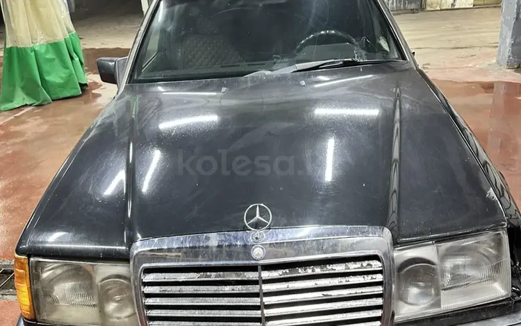 Mercedes-Benz E 300 1992 года за 1 800 000 тг. в Алматы