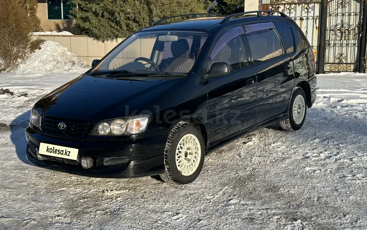 Toyota Ipsum 1997 годаfor4 000 000 тг. в Талдыкорган