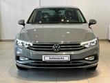 Volkswagen Passat Exclusive 1.4 TSI 2022 года за 15 090 000 тг. в Караганда – фото 2