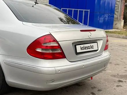 Mercedes-Benz E 320 2002 года за 5 300 000 тг. в Алматы – фото 14