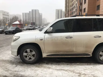 Авто шторки Toyota RAV4 за 12 000 тг. в Астана – фото 17