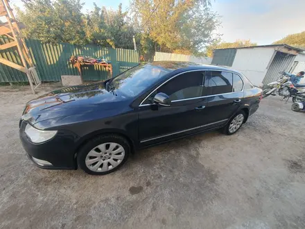 Skoda Superb 2010 года за 5 300 000 тг. в Кызылорда – фото 2