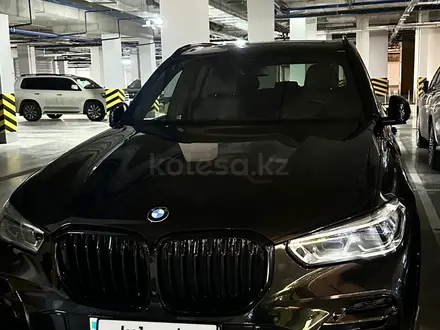 BMW X5 2022 года за 50 000 000 тг. в Астана – фото 24