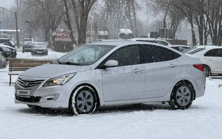 Hyundai Solaris 2015 года за 3 850 000 тг. в Уральск