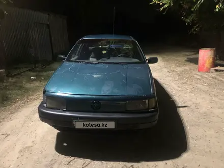 Volkswagen Passat 1991 года за 700 000 тг. в Алматы